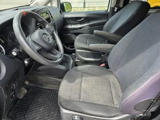 Mercedes-Benz Vito Allrad, Baujahr 2021, Bild 10 von 10